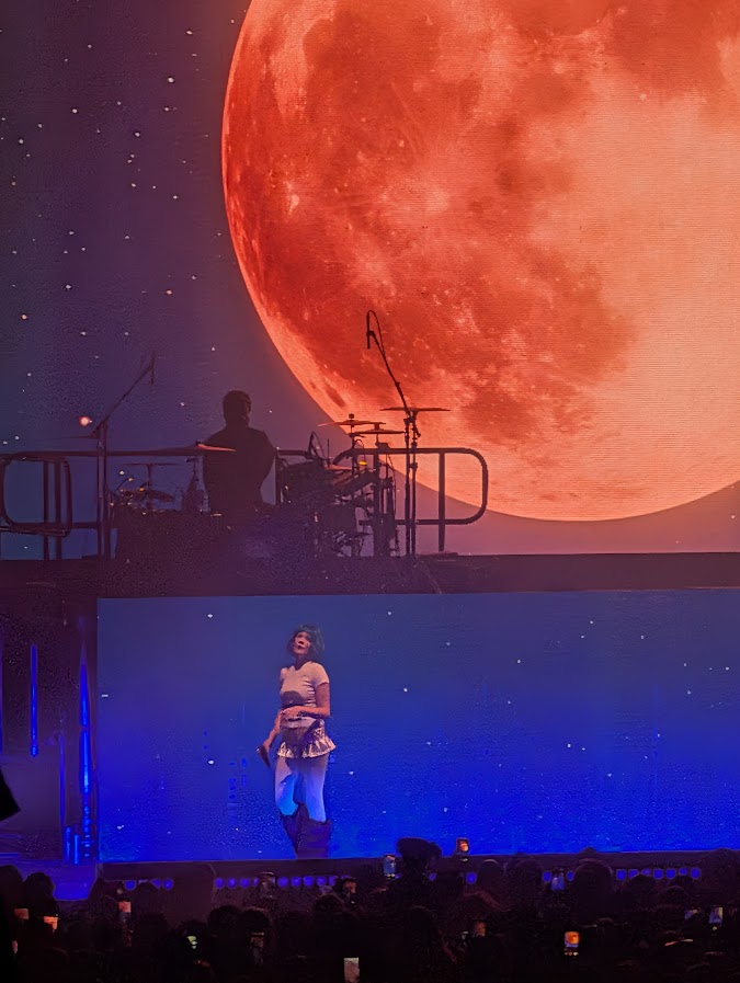 A Concert in Review: Halsey Back to the Badlands Tour